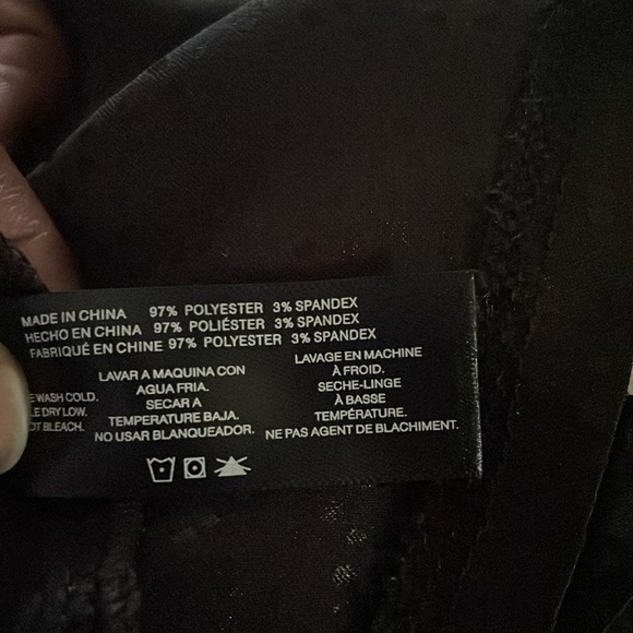 BCBGMAXAZRIA Black Soft Jacquard Lace Satin Camisole - Picture 6 of 7